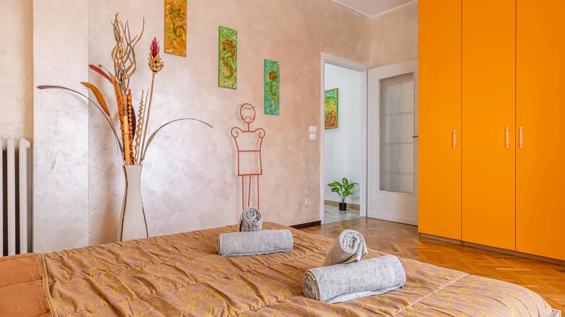 Duomo - San Siro Suit House Con Netflix, Wi-Fi Milano 0*,  Italien